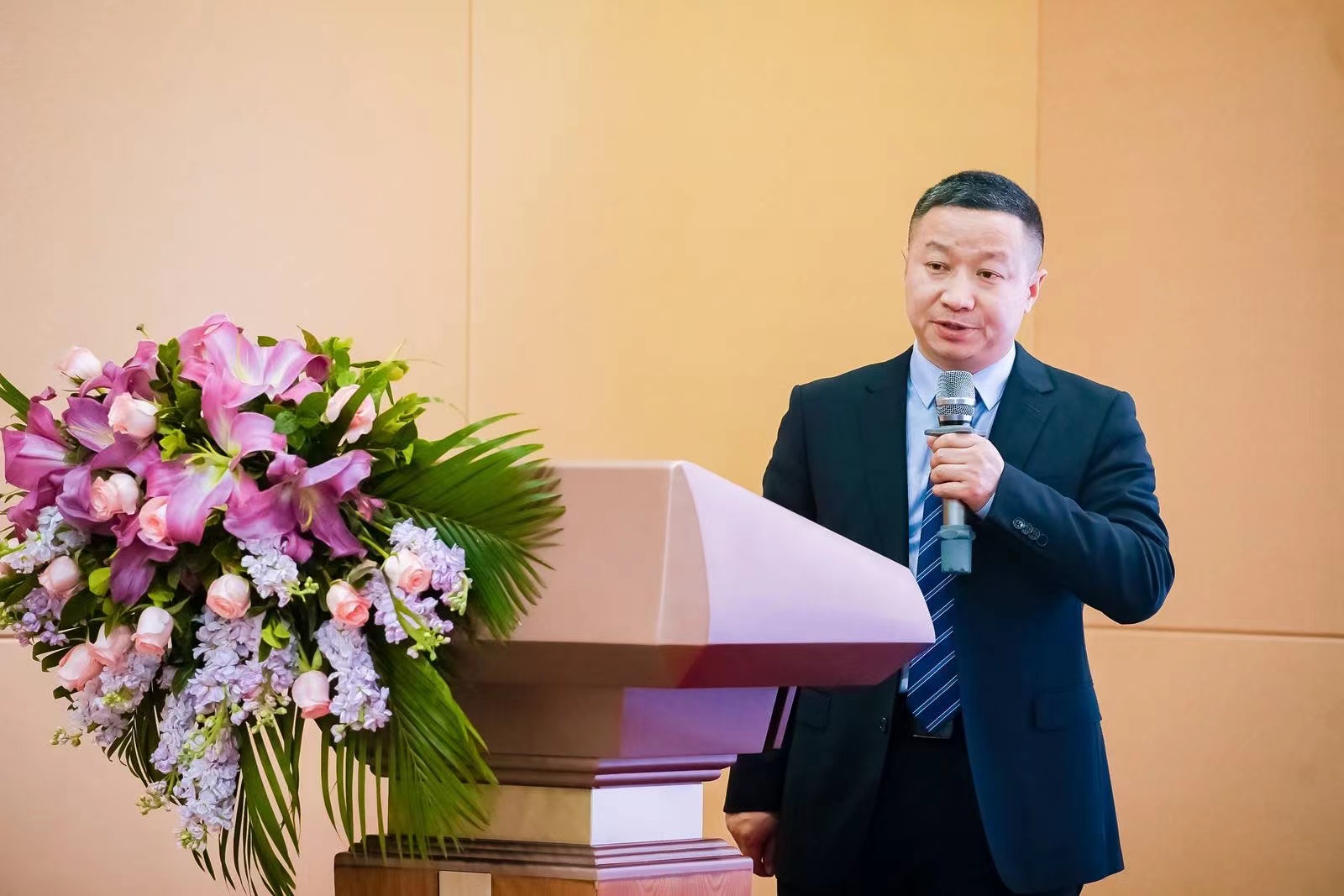 江西鴻利和斯邁得2022-2023供應(yīng)商大會(huì)順利召開