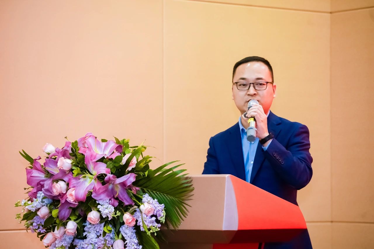 江西鴻利和斯邁得2022-2023供應(yīng)商大會(huì)順利召開