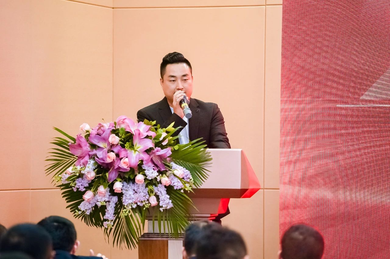江西鴻利和斯邁得2022-2023供應(yīng)商大會(huì)順利召開